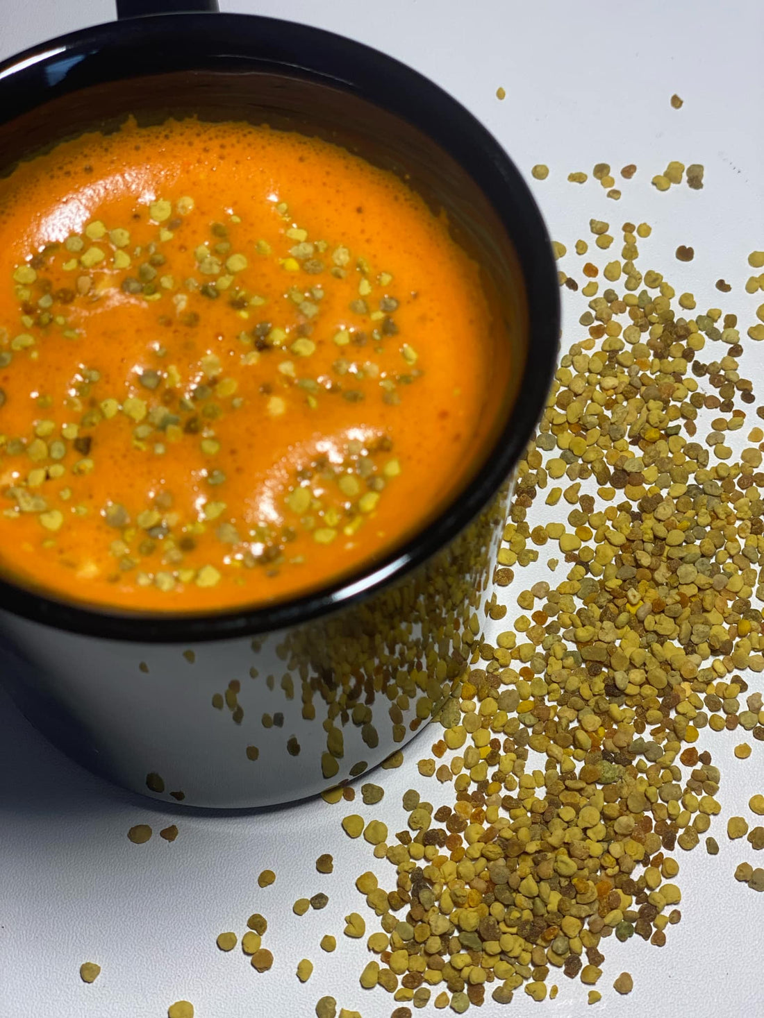 Biemagi naturlig honning med bipollen – vitaminrik supermat