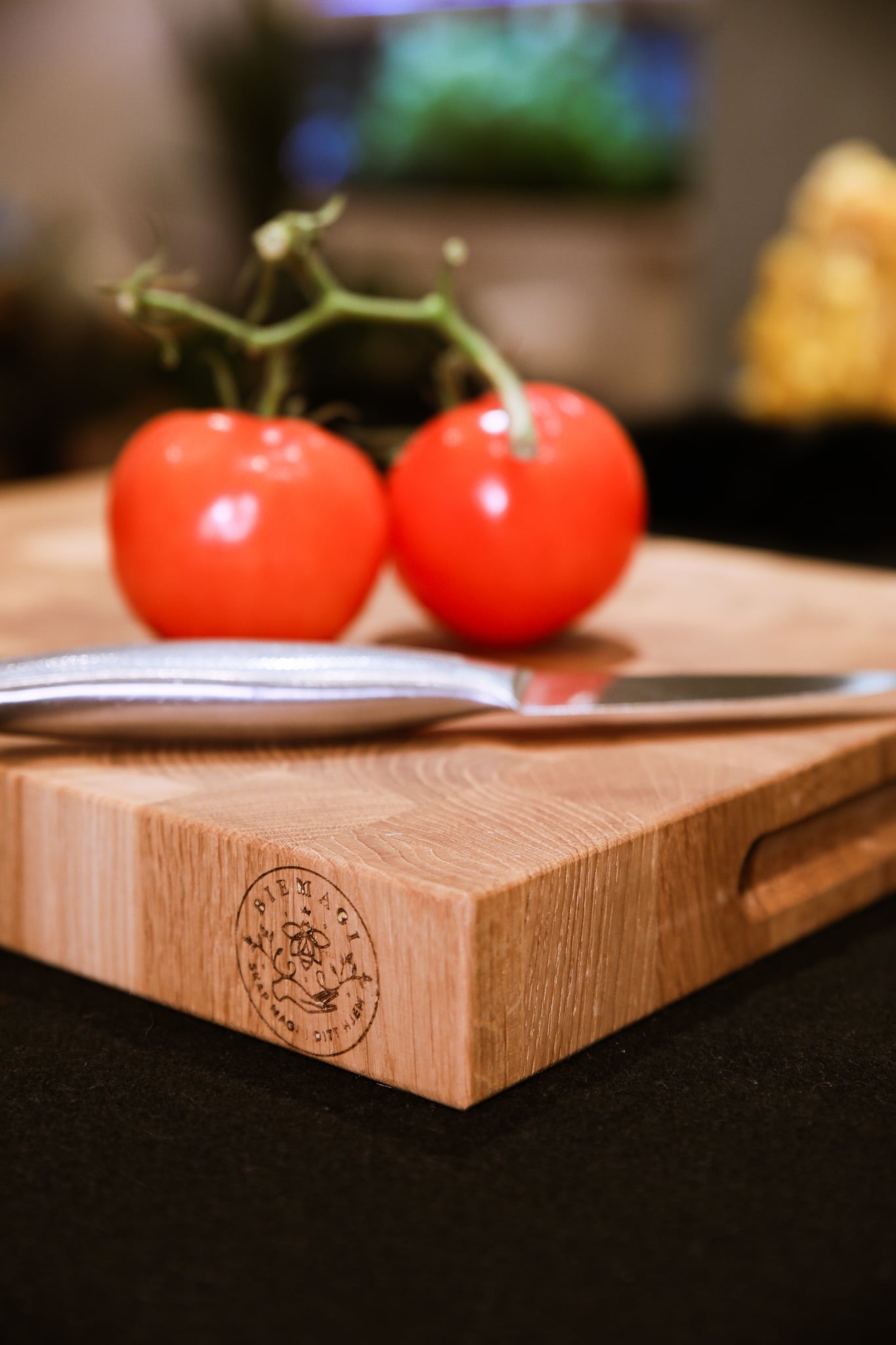 Skjærebrett i eik – Biemagi nr. 3